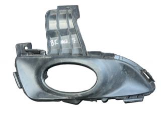 рамка фары противотуманной левой Mazda 3 BK 2004
