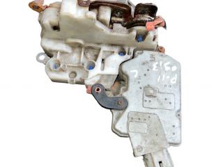 замок двери передней левой Nissan Primera P11 1998