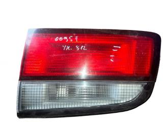 фонарь крышки багажника правый Mazda 626 GF (1997 - 1999), универсал