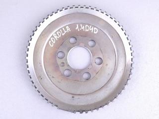 маховик Toyota Corolla 9 поколение (E120/E130) [рестайлинг] 2006, 1.4 л., дизель, МКПП, хетчбэк 5 дв.
