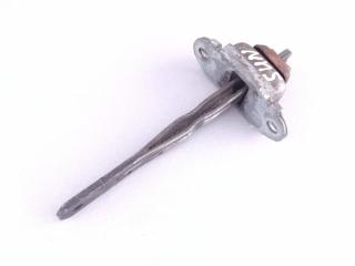 ограничитель открывания двери задней Nissan Sunny N14 1992, 1.6 л., бензин, МКПП, хетчбэк 5 дв.