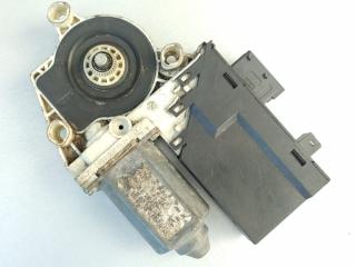 моторчик стеклоподъемника передний правый Citroen C8 1 поколение 2004, 053.60035.01
