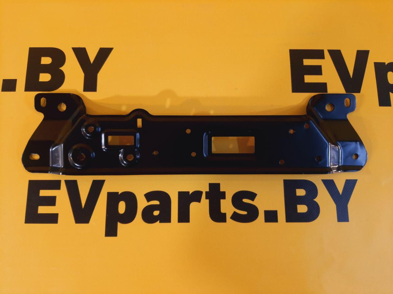 кронштейн (крепление) Tesla Model 3 1 поколение 2020, 1103760-00-C - фото №1