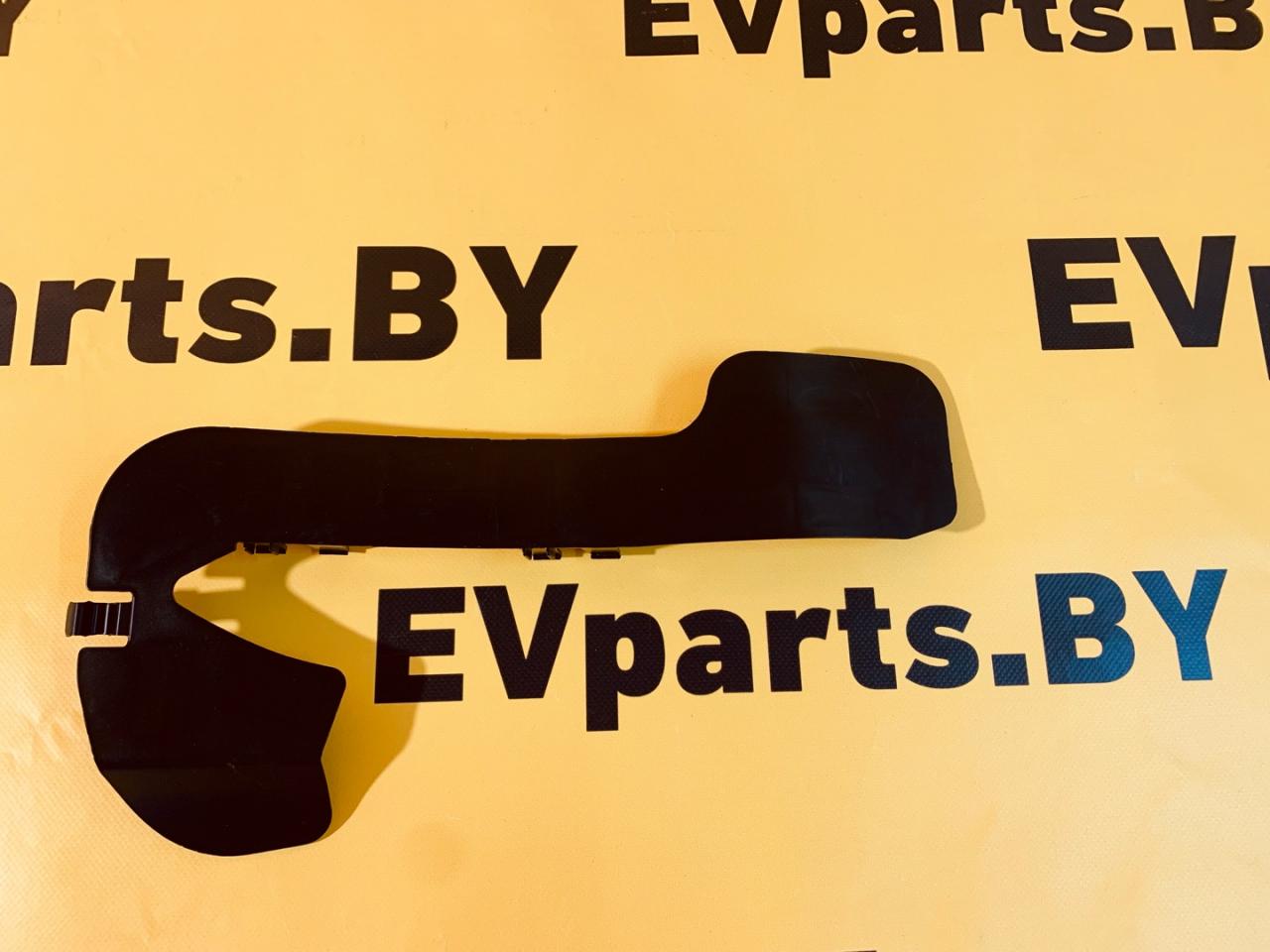 кронштейн (крепление) Tesla Model 3 1 поколение 2020, 1089447-00-B - фото №1