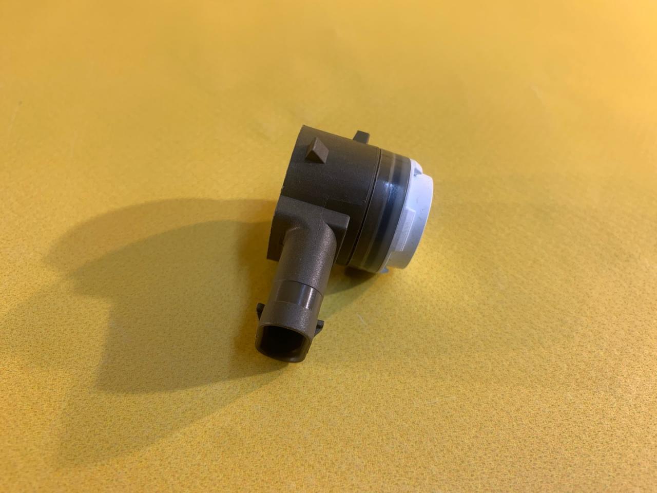 датчик парктроника Tesla Model 3 1 поколение 2021, 1127503-11-C, 1127503-11-D - фото №1