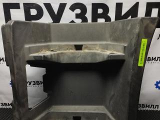 корпус подножки левый Renault T-Series 1 поколение (2013 - 2025), 82574835, 7482574835, 7423315401, 7423315557