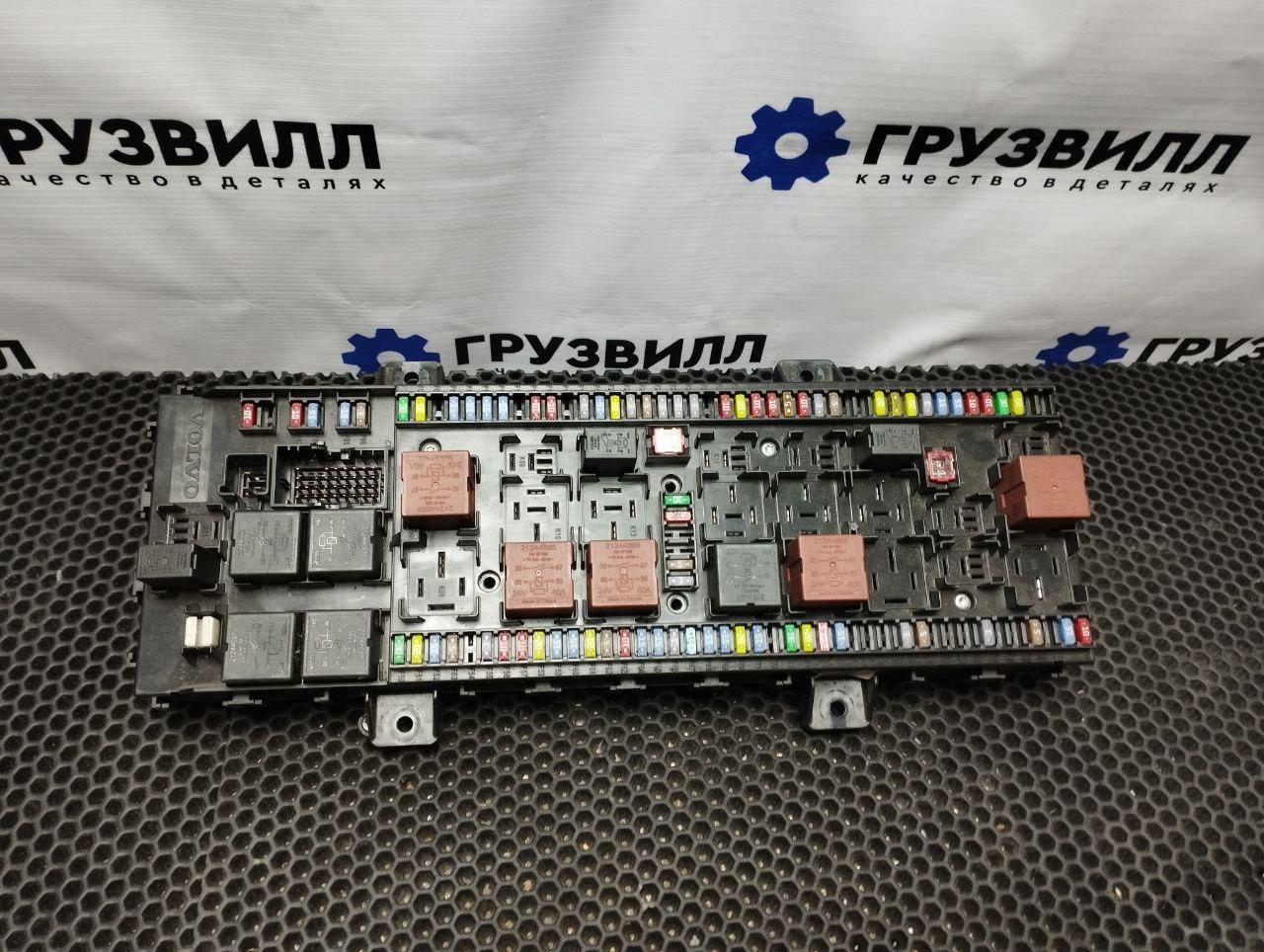 блок предохранителей Volvo FH4 первое поколение (2013 - 2020), 22488319, 22619987, 21939408 - фото №1