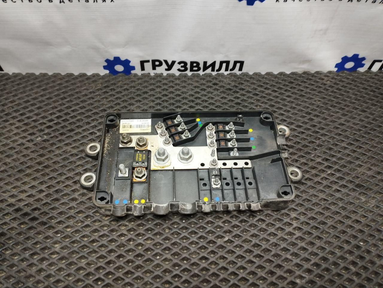 блок предохранителей Volvo FH4 первое поколение (2013 - 2020), 21717590, 21269491, 7421717590, 21960925 - фото №1
