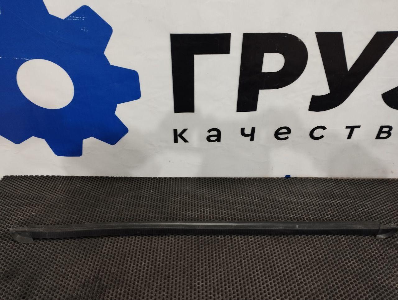 Уплотнитель стекла Volvo FH5 2 (2019 - 2026), 82110669 - фото №1