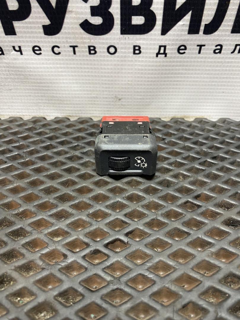 кнопка (выключатель) DAF 106 XF (2015 - 2026), 1832360 - фото №1