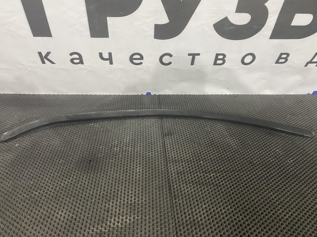 Уплотнитель стекла Volvo FH4 первое поколение (2013 - 2020), 82178206 - фото №1