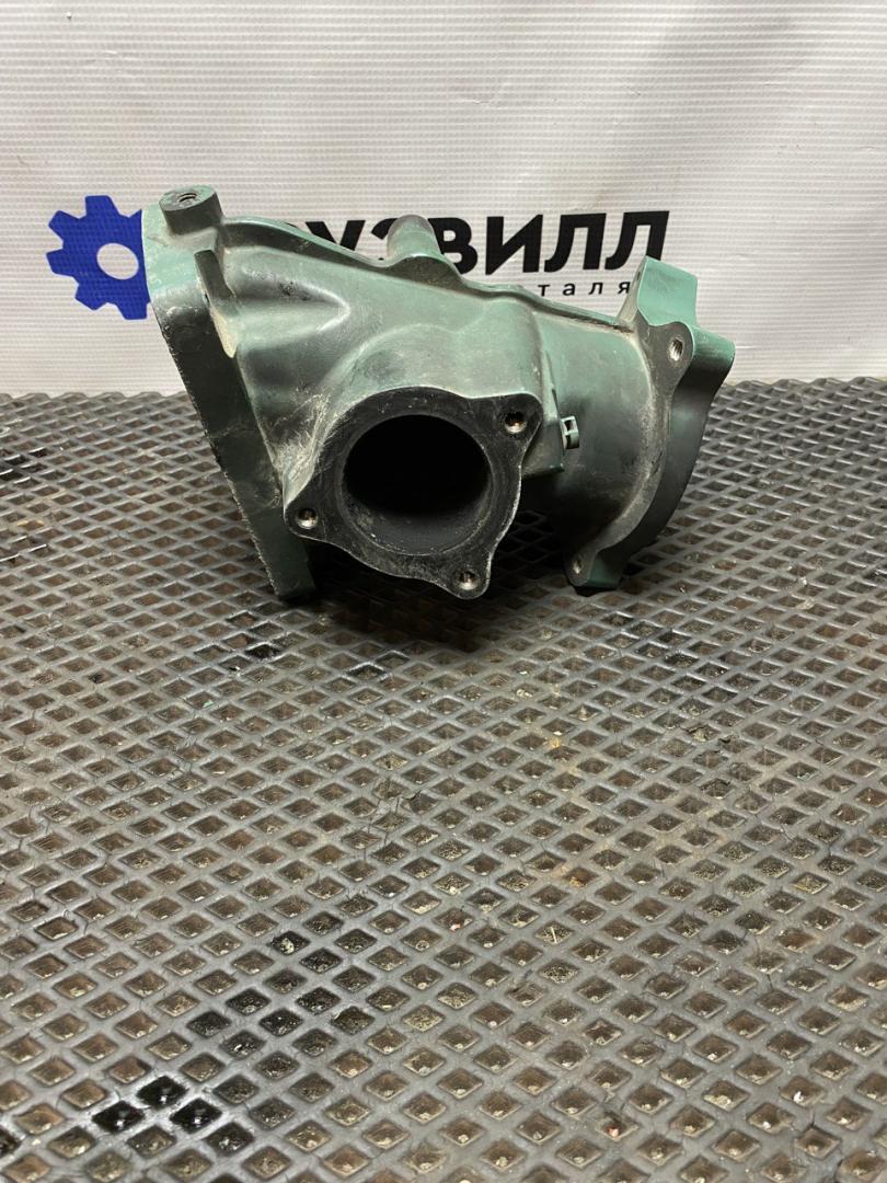 патрубок интеркулера Volvo FH4 первое поколение (2013 - 2020), 21968855 - фото №1