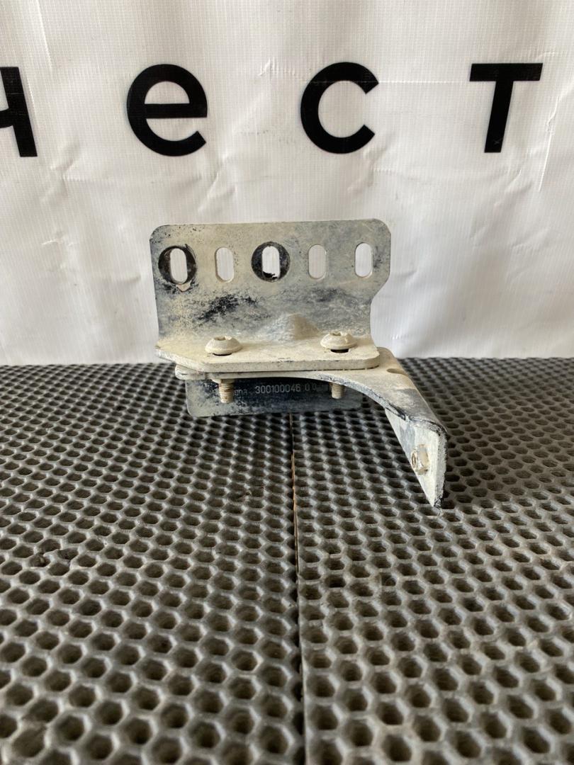 Крепление бампера переднего Mercedes-Benz Actros 4 поколение (MP4) (2011 - 2025), A9608806665 - фото №1