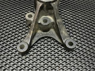 кронштейн глушителя Mercedes-Benz Actros 2 поколение (MP2) (2003 - 2008), A9424920741