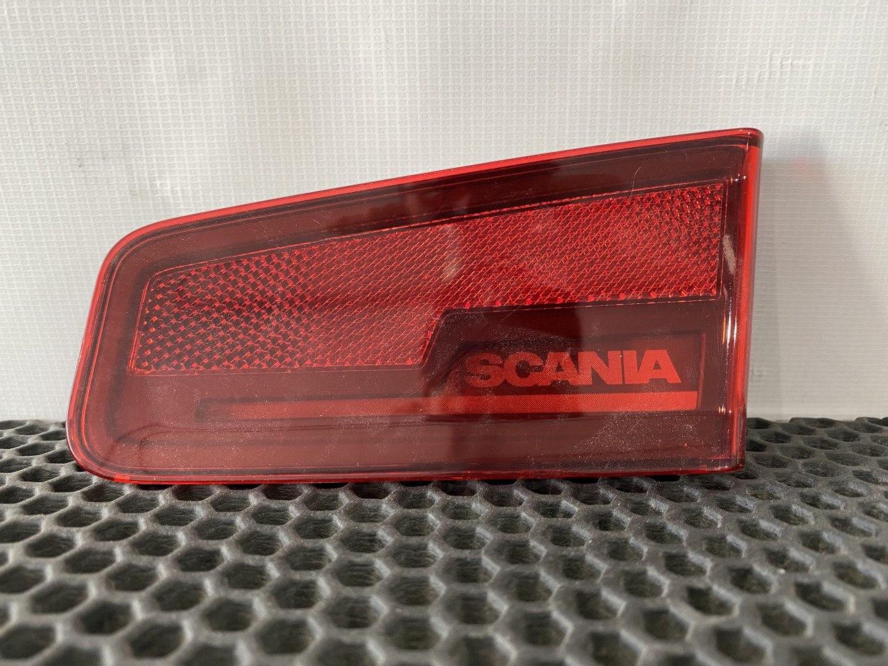 габаритный фонарь Scania 6-series, 2242565 - фото №1