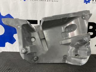корпус подножки левый Renault T-Series 1 поколение (2013 - 2025), 82244459, 7482244459, 7482556810