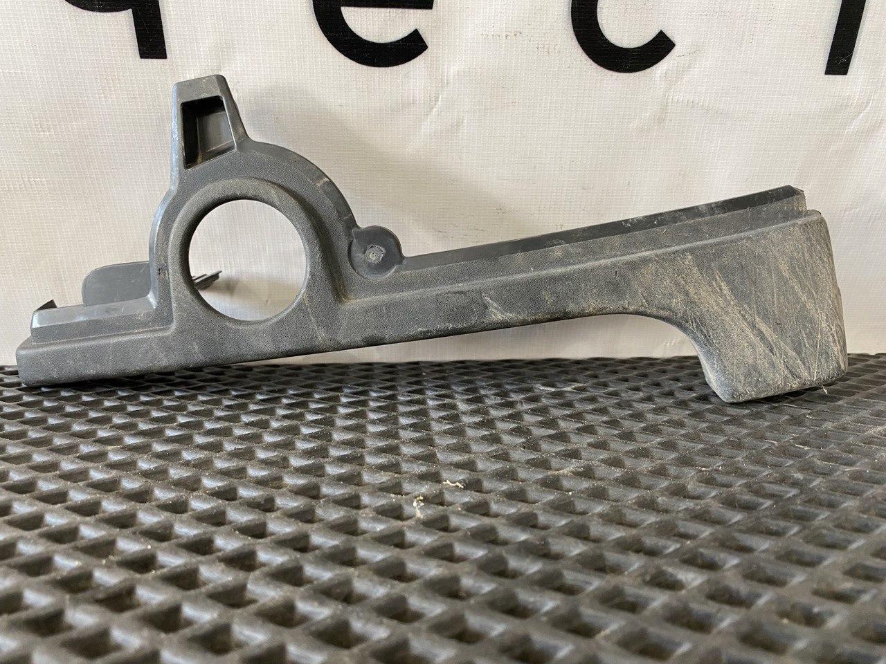 подножка Volvo FMX 1 (2013 - 2020), 84161430 - фото №1