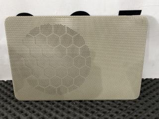 Накладка (сетка) динамика Volvo FH4 первое поколение (2013 - 2020), 82332540