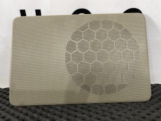 Накладка (сетка) динамика Volvo FH4 первое поколение (2013 - 2020), 82382234