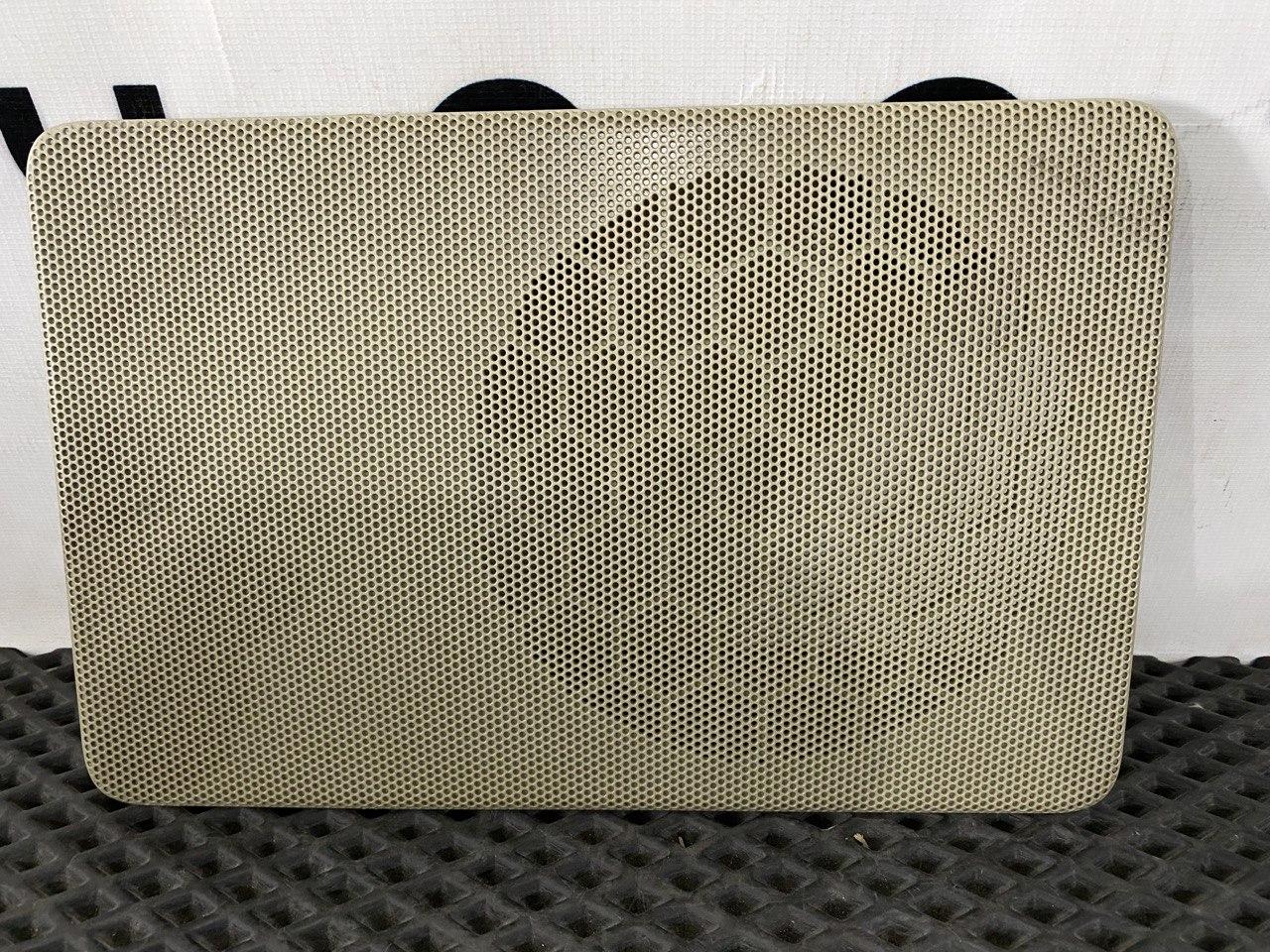 Накладка (сетка) динамика Volvo FH4 первое поколение (2013 - 2020), 82382234 - фото №1