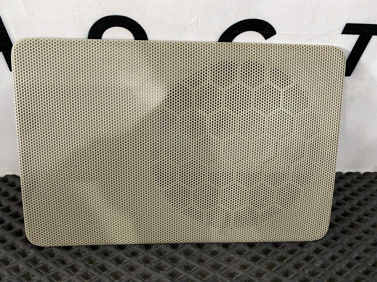 Накладка (сетка) динамика Volvo FH4 первое поколение (2013 - 2020), 82382234 - фото №1