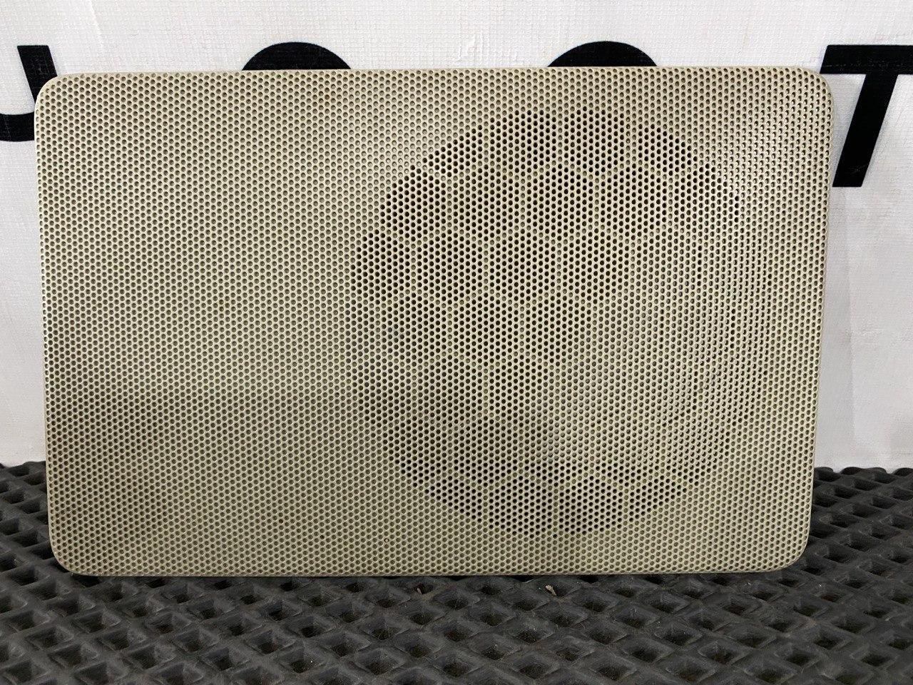 Накладка (сетка) динамика Volvo FH4 первое поколение (2013 - 2020), 82382234 - фото №1