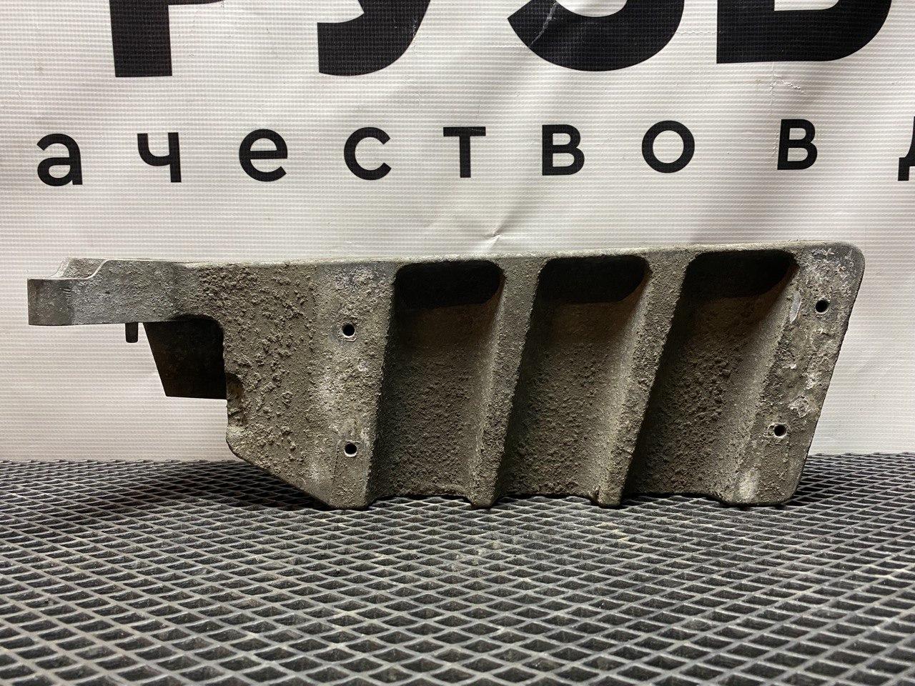ступень Volvo FMX 1 (2013 - 2020), 84220617, 82412711 - фото №1