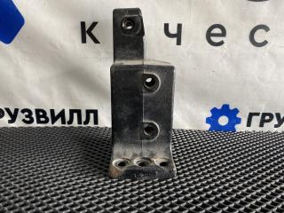 Крепление бампера переднего Renault T-Series 1 поколение (2013 - 2025), 82232587