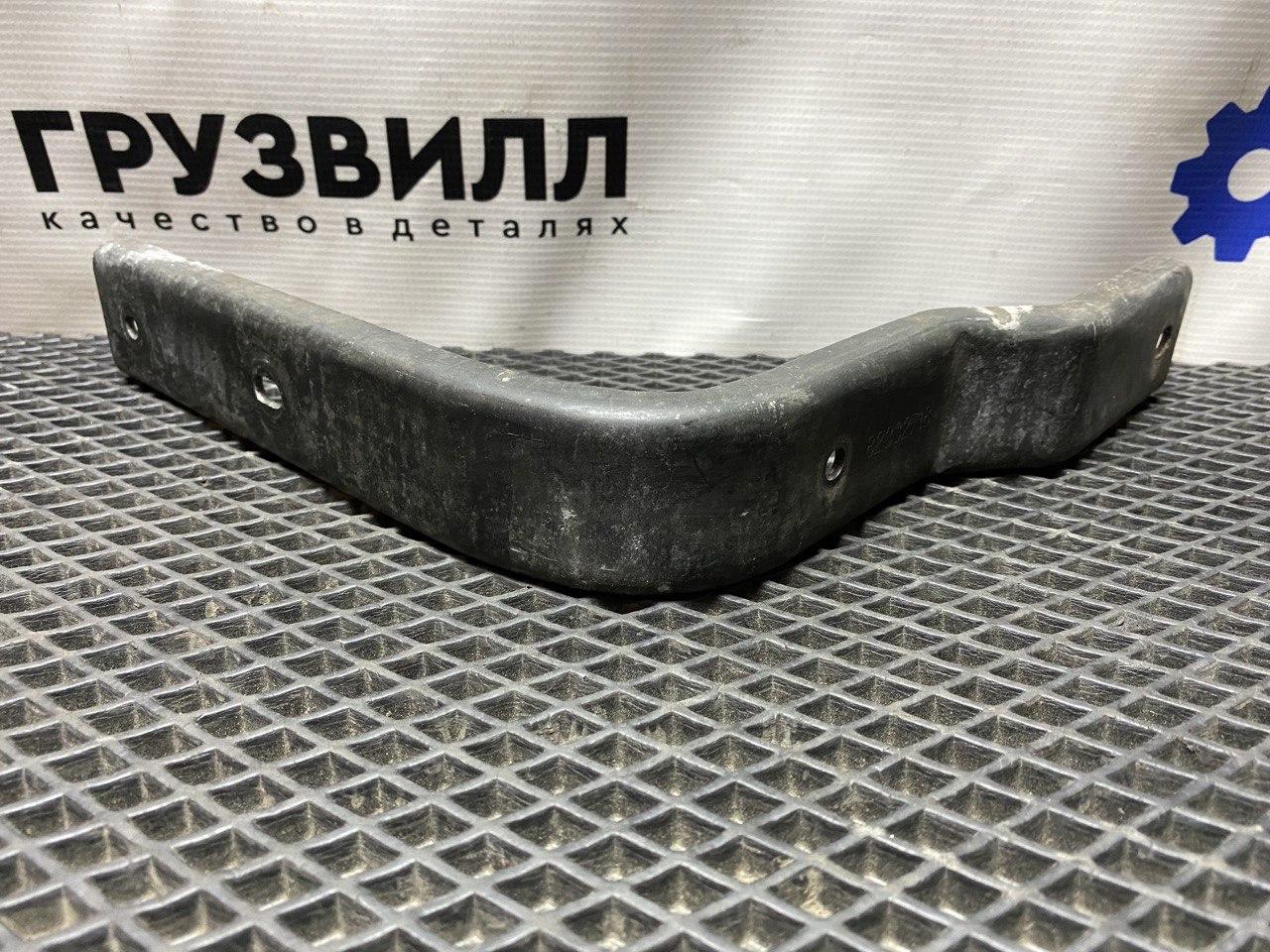 кронштейн спойлера кабины Volvo FH4 первое поколение (2013 - 2020), 82332718 - фото №1