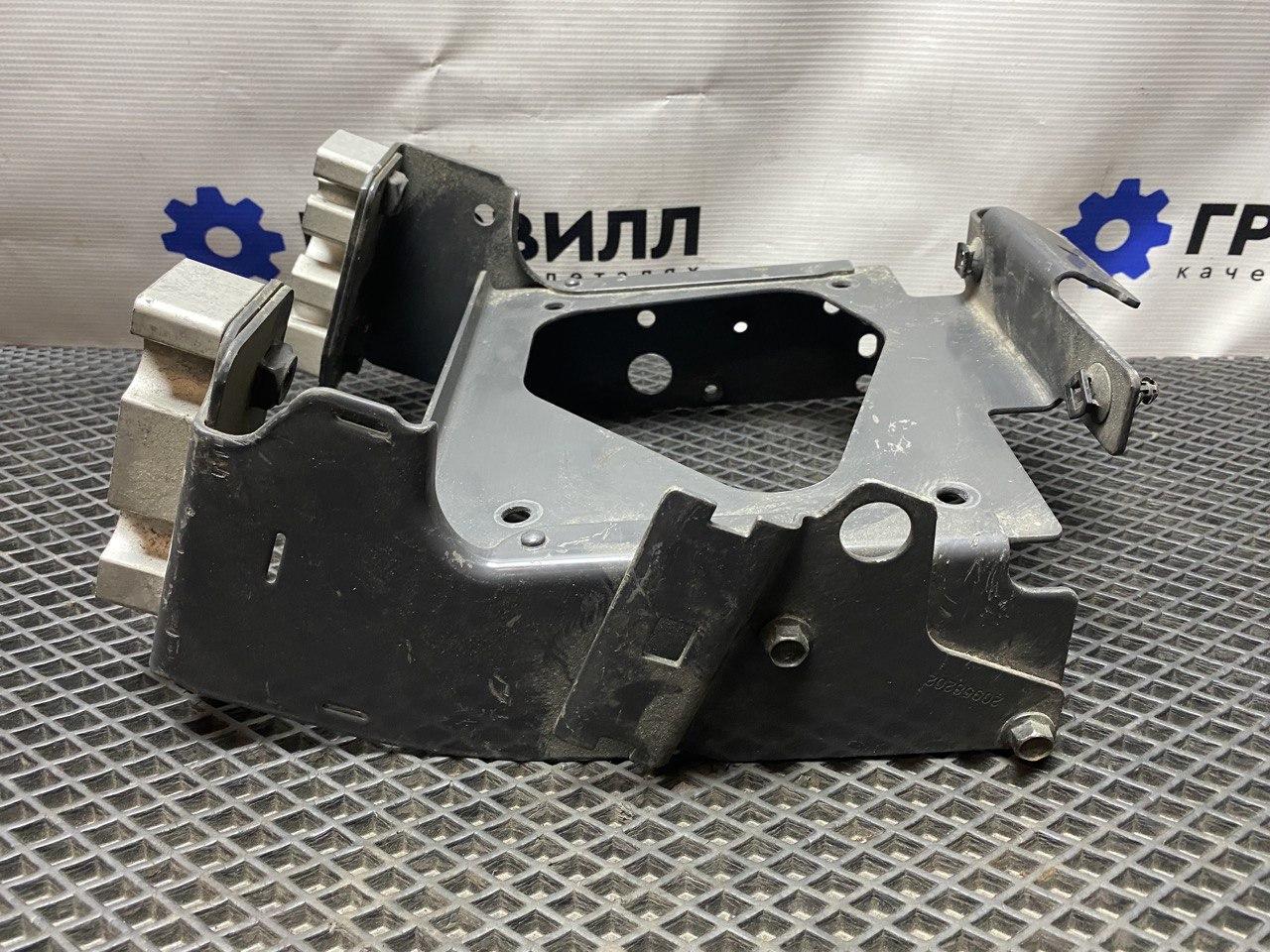 кронштейн насоса AdBlue Renault Premium 1 поколение (1996 - 2005), 7420871990 - фото №1