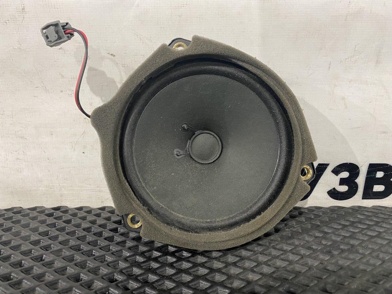 динамик двери Volvo FH4 первое поколение (2013 - 2020), 21206606, 23488798 - фото №1