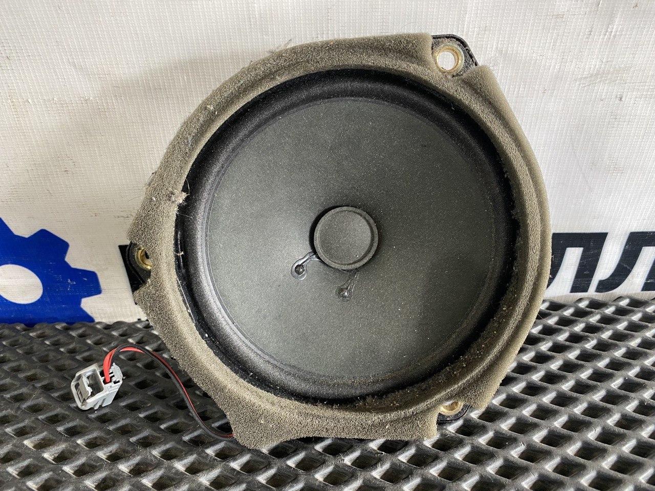 динамик двери Volvo FH4 первое поколение (2013 - 2020), 21206606, 23488798 - фото №1