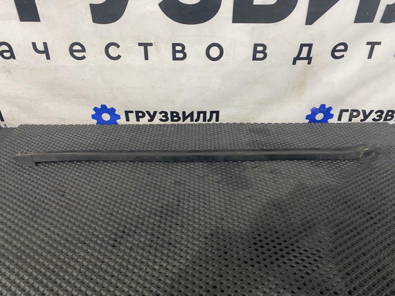 Уплотнитель стекла Volvo FH4 первое поколение (2013 - 2020), 82110669 - фото №1