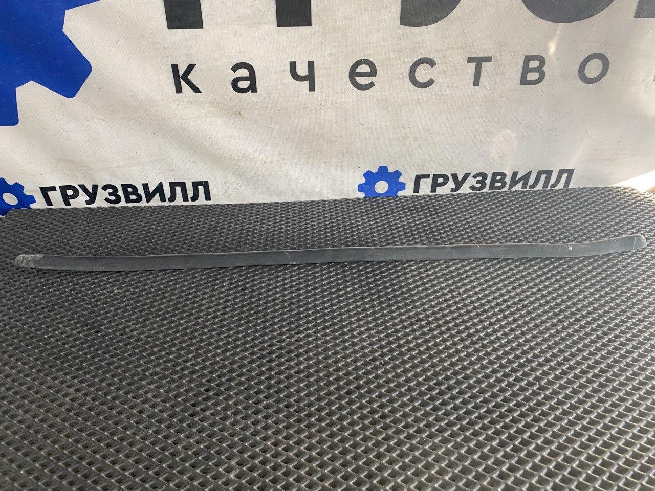 Уплотнитель стекла Volvo FH4 первое поколение (2013 - 2020), 82178206 - фото №1