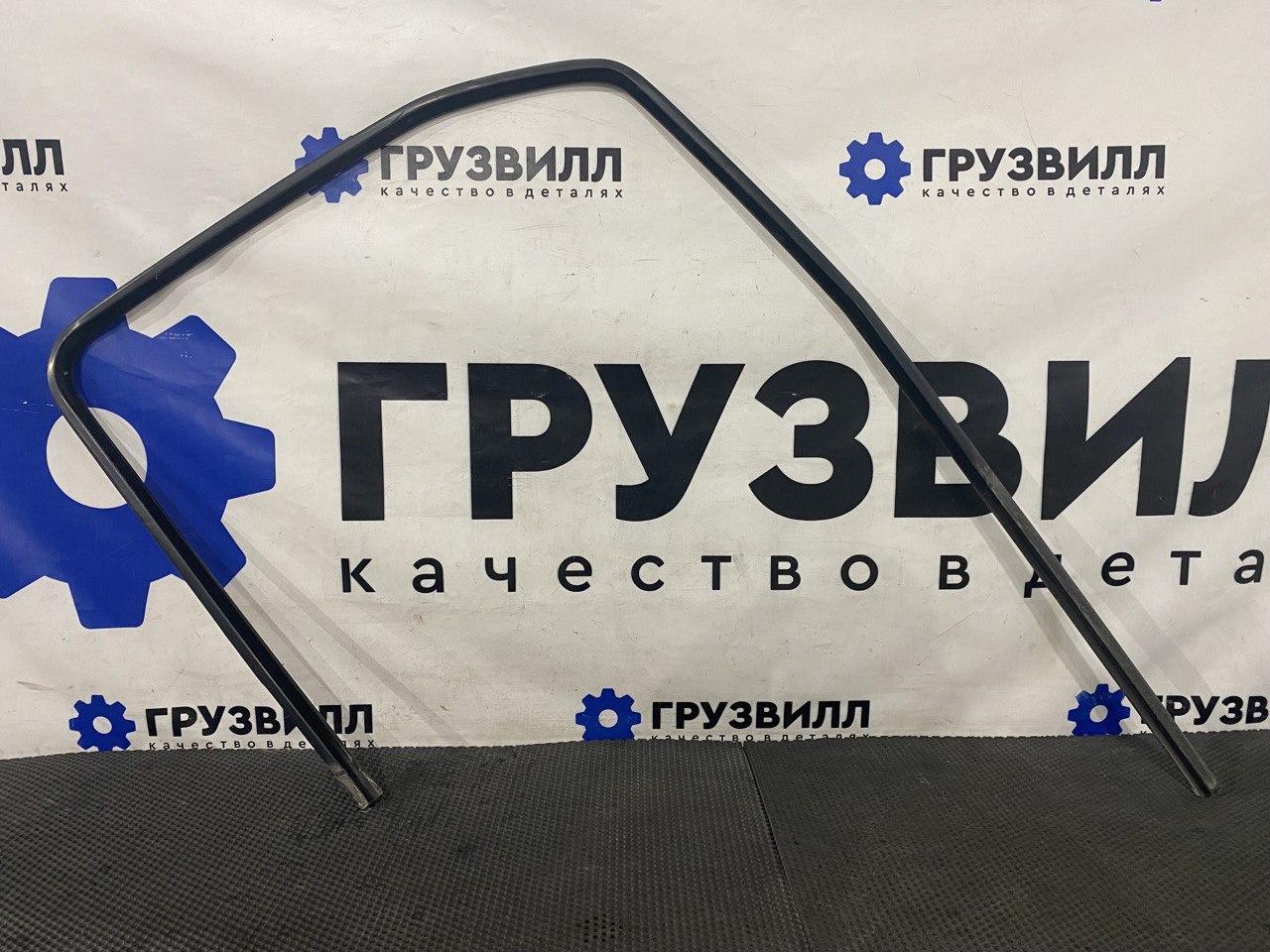 Уплотнитель стекла Volvo FH5 2 (2019 - 2025), 82110665 - фото №1