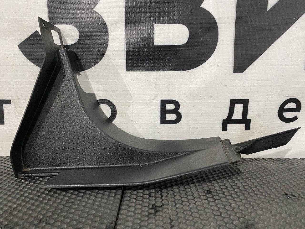 накладка на порог Renault T-Series 1 поколение (2013 - 2025), 82555713, 7482555713, 7482369259 - фото №1