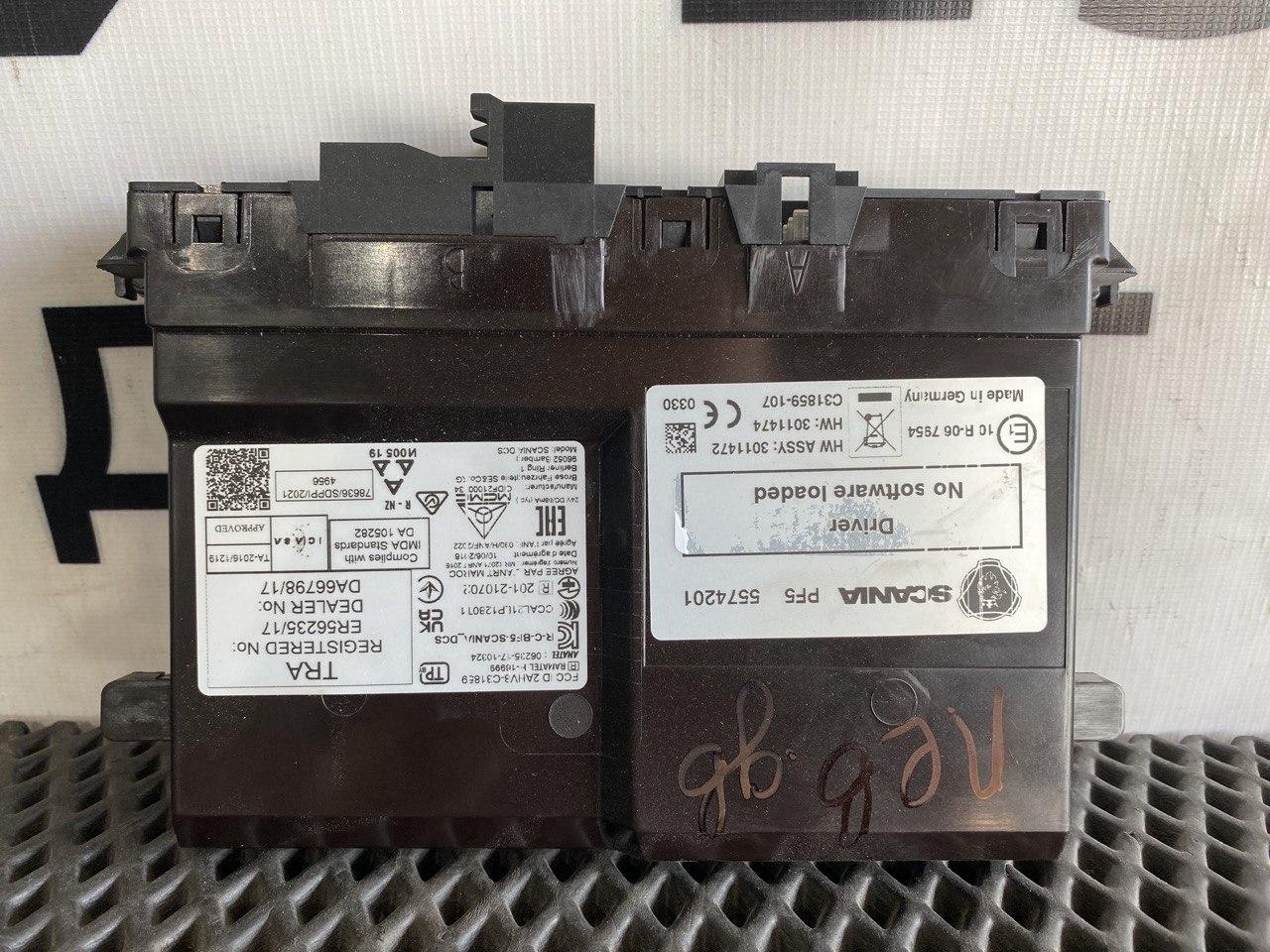 модуль управления двери Scania 6-series, 5574201, 3011472, 3011474 - фото №1