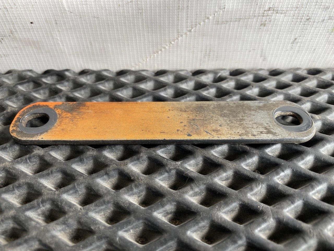 кронштейн (крепление) Scania 6-series, 2516574 - фото №1