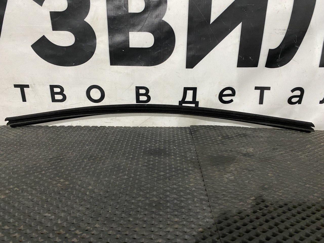 Уплотнитель стекла Scania 6-series, 2557347 - фото №1