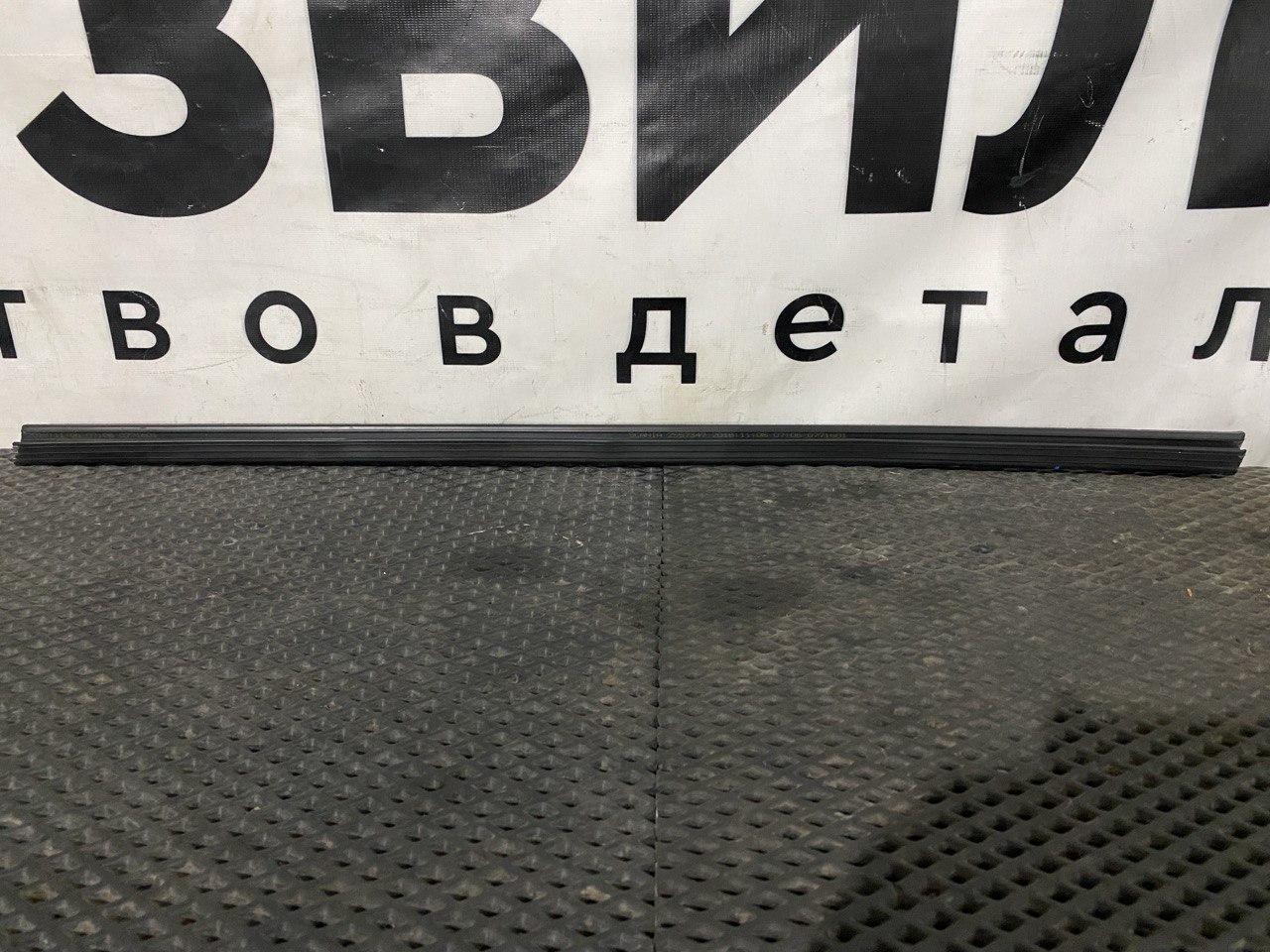 Уплотнитель стекла Scania 6-series, 2557347 - фото №1