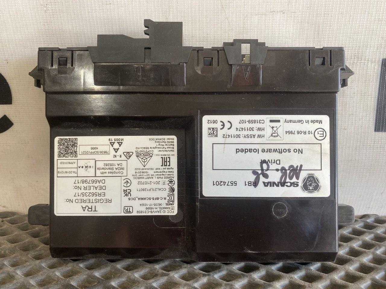 модуль управления двери Scania 6-series, 5574201, 3011472, 3011474 - фото №1