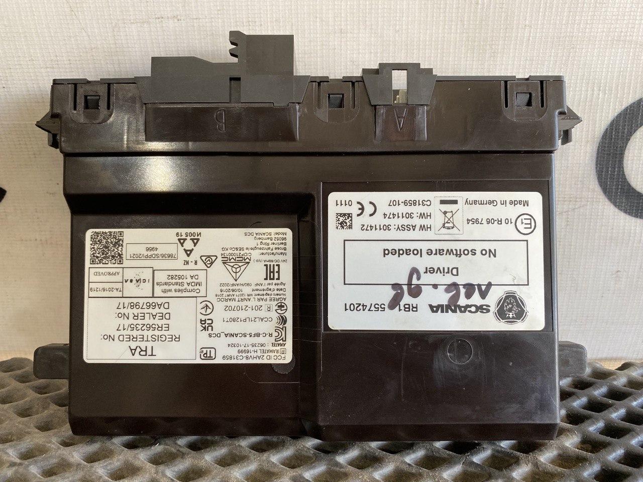 модуль управления двери Scania 6-series, 5574201, 3011472, 3011474 - фото №1