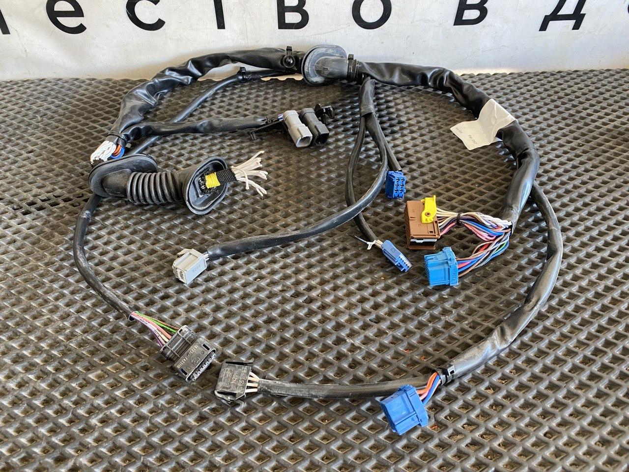 дверная проводка Scania 6-series, 2495452, 2499823, 2584756, 2584758, 2584752, 3155104, 3094354, 2812959, 2495436, 2533665, 2495519 - фото №1