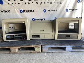 Полка над лобовым стеклом Volvo FH4 первое поколение (2013 - 2020), 82857970