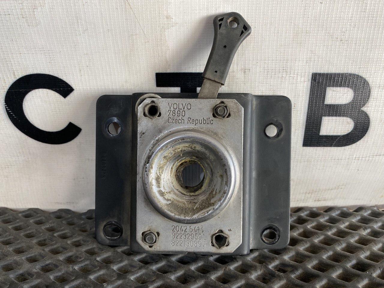замок капота Volvo FM5 1 (2019 - 2025), 20425414, 82232959, 82213089 - фото №1