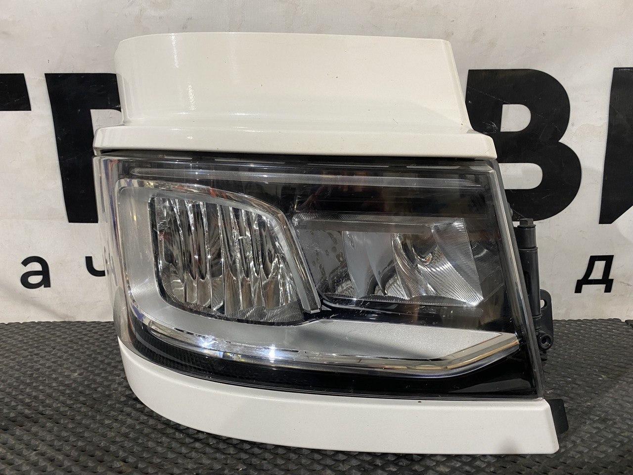 фара правая Scania 6-series, 2674391, 3148186 - фото №1