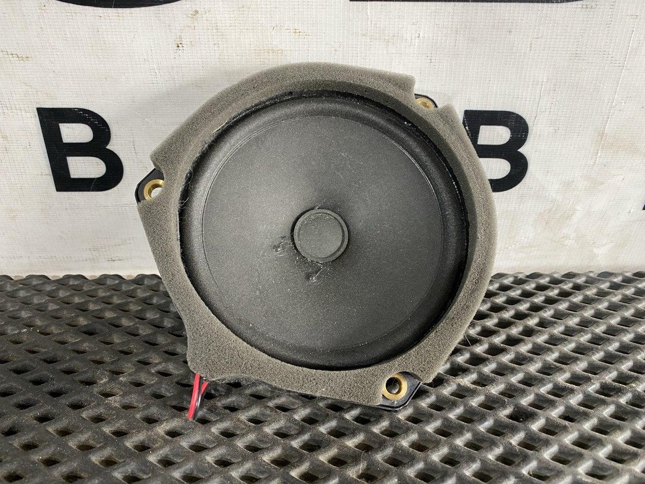 динамик двери Volvo FH4 первое поколение (2013 - 2020), 21206606, 23488798 - фото №1