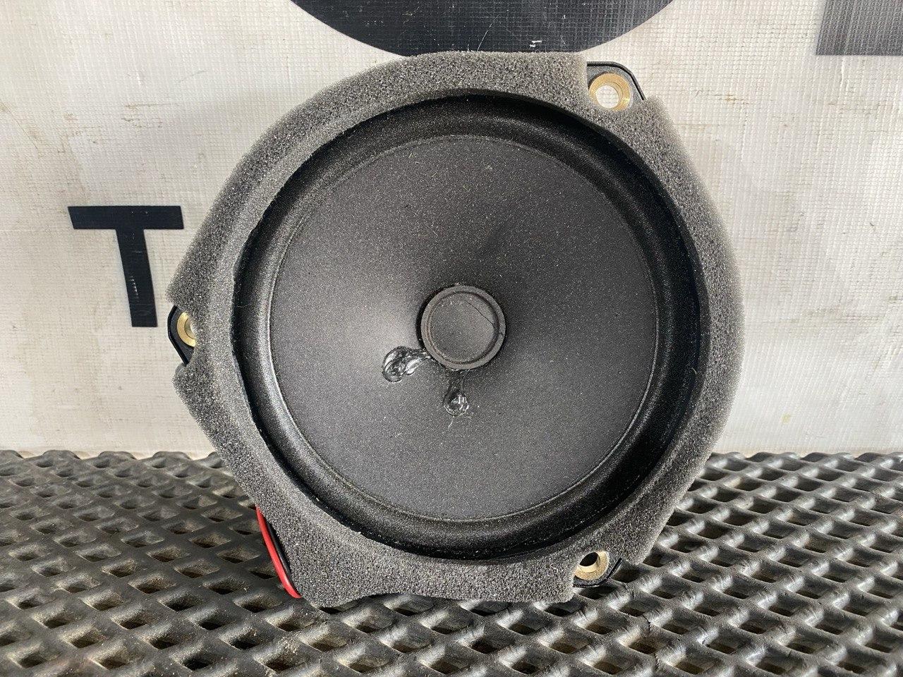 динамик двери Volvo FH5 2 (2019 - 2025), 21206606, 23488798 - фото №1