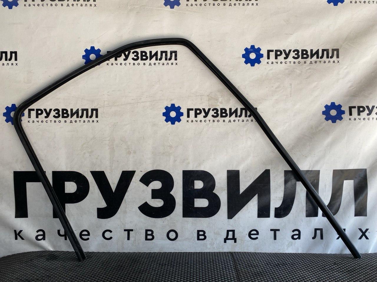 Уплотнитель стекла Volvo FH5 2 (2019 - 2025), 82178202 - фото №1