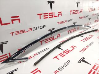 Молдинг кузова боковой Tesla Model X 1 поколение 2017, 1032123-50-F